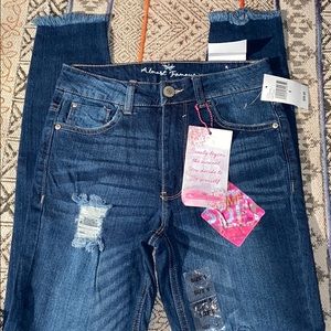 High-rise denim jeans